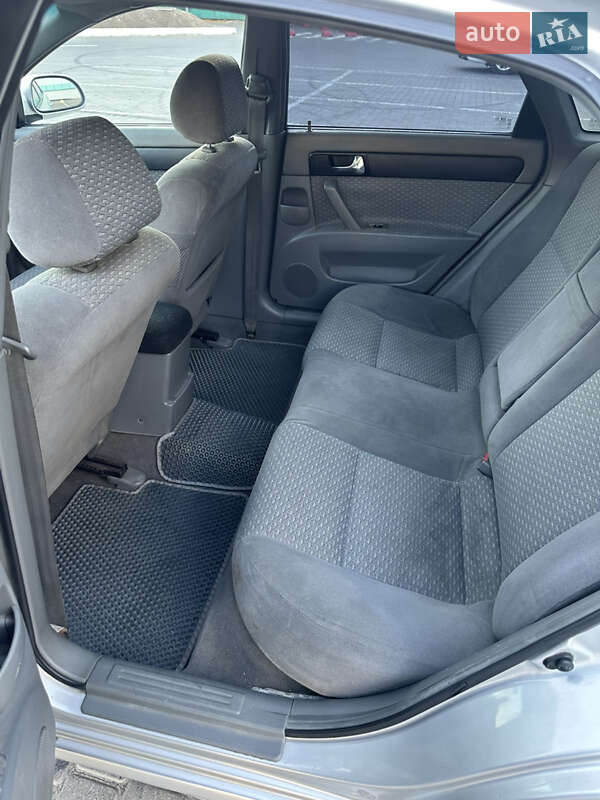 Седан Chevrolet Lacetti 2004 в Одессе фото 24 Седан Chevrolet Lacetti 2004 в Одессе