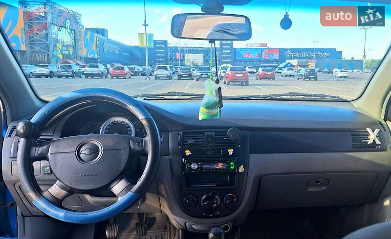 Седан Chevrolet Lacetti 2011 в Киеве