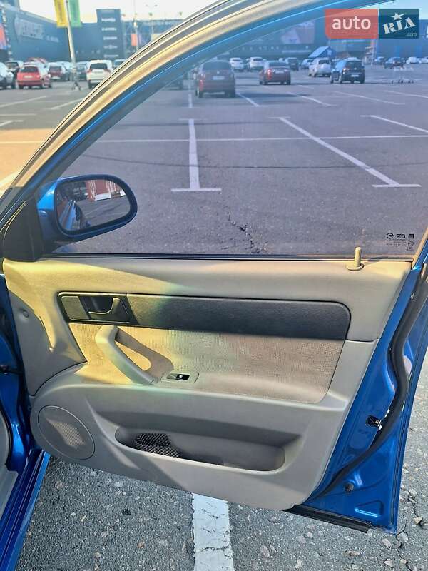 Седан Chevrolet Lacetti 2011 в Киеве