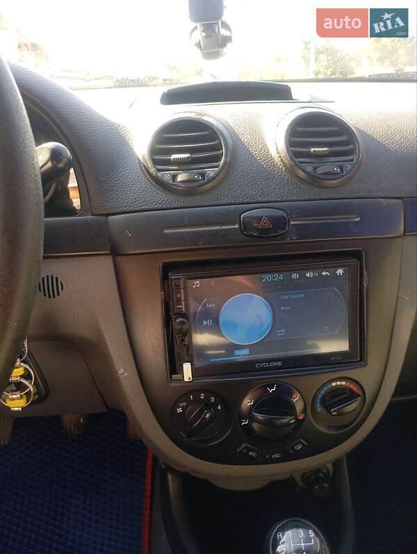 Универсал Chevrolet Lacetti 2004 в Калиновке фото 6 Универсал Chevrolet Lacetti 2004 в Калиновке