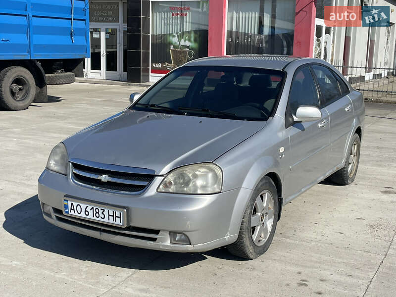 Седан Chevrolet Lacetti 2004 в Солотвині