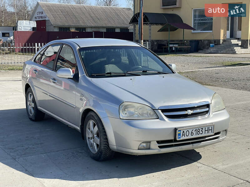 Седан Chevrolet Lacetti 2004 в Солотвині