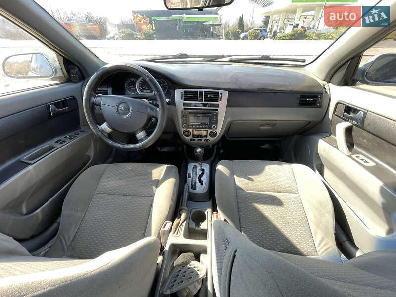 Седан Chevrolet Lacetti 2004 в Солотвині
