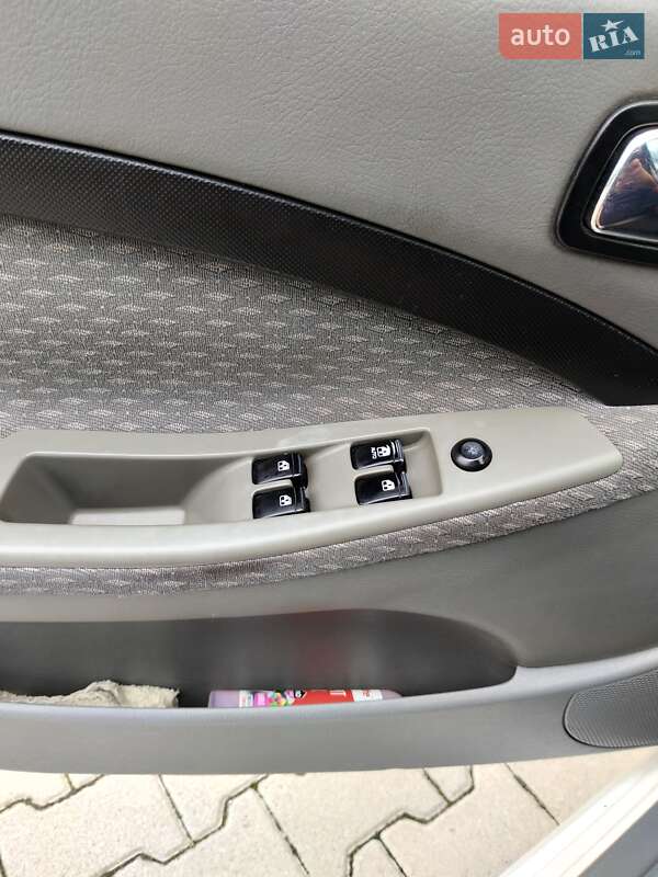 Универсал Chevrolet Lacetti 2004 в Ужгороде фото 2 Универсал Chevrolet Lacetti 2004 в Ужгороде