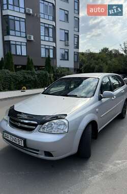 Універсал Chevrolet Lacetti 2006 в Києві