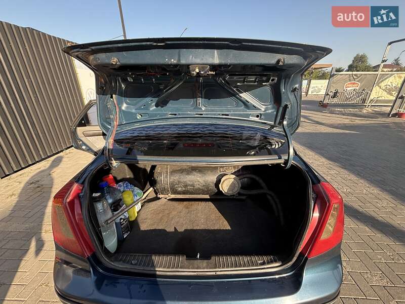 Седан Chevrolet Lacetti 2008 в Шепетівці