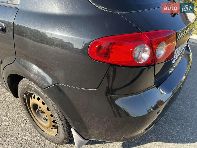 Хэтчбек Chevrolet Lacetti 2008 в Буче