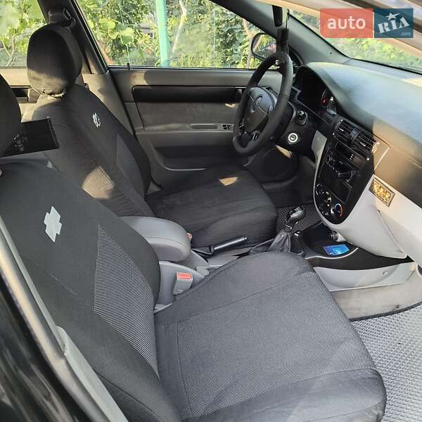 Седан Chevrolet Lacetti 2005 в Запорожье фото 4 Седан Chevrolet Lacetti 2005 в Запорожье