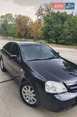 Седан Chevrolet Lacetti 2006 в  фото 2 Седан Chevrolet Lacetti 2006 в