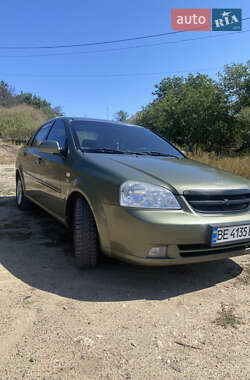 Седан Chevrolet Lacetti 2004 в Вознесенске