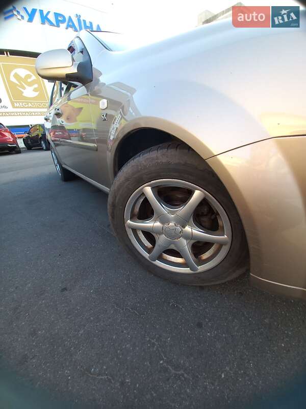 Універсал Chevrolet Lacetti 2006 в Харкові