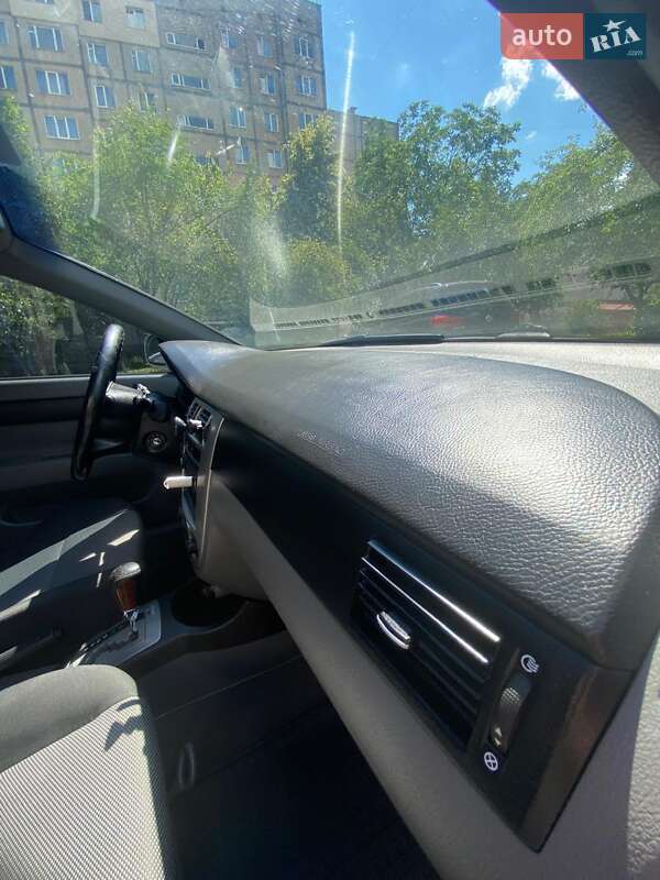 Седан Chevrolet Lacetti 2006 в Чернівцях