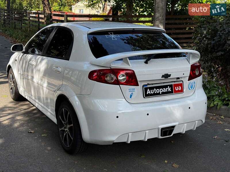 Хэтчбек Chevrolet Lacetti 2008 в Киеве фото 8 Хэтчбек Chevrolet Lacetti 2008 в Киеве