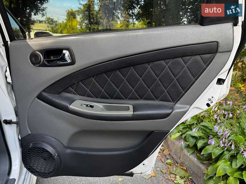 Хэтчбек Chevrolet Lacetti 2008 в Киеве фото 22 Хэтчбек Chevrolet Lacetti 2008 в Киеве