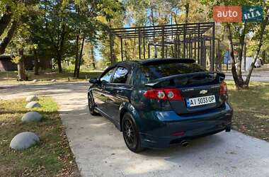 Хэтчбек Chevrolet Lacetti 2008 в 