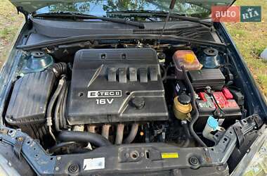 Хэтчбек Chevrolet Lacetti 2008 в 