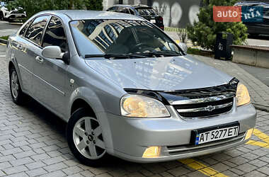 Седан Chevrolet Lacetti 2005 в Івано-Франківську