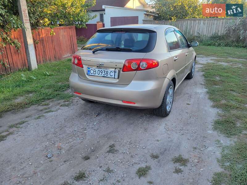 Хэтчбек Chevrolet Lacetti 2005 в Нежине
