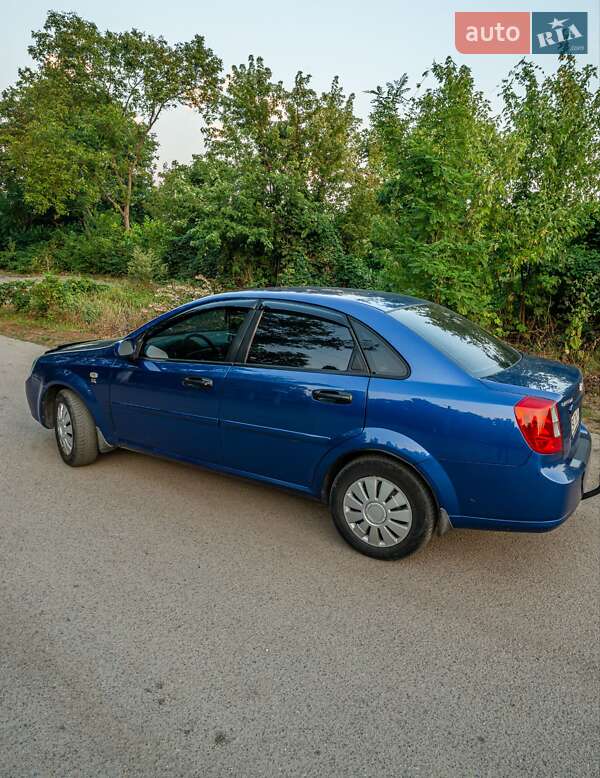 Седан Chevrolet Lacetti 2005 в Вольногорске фото 14 Седан Chevrolet Lacetti 2005 в Вольногорске