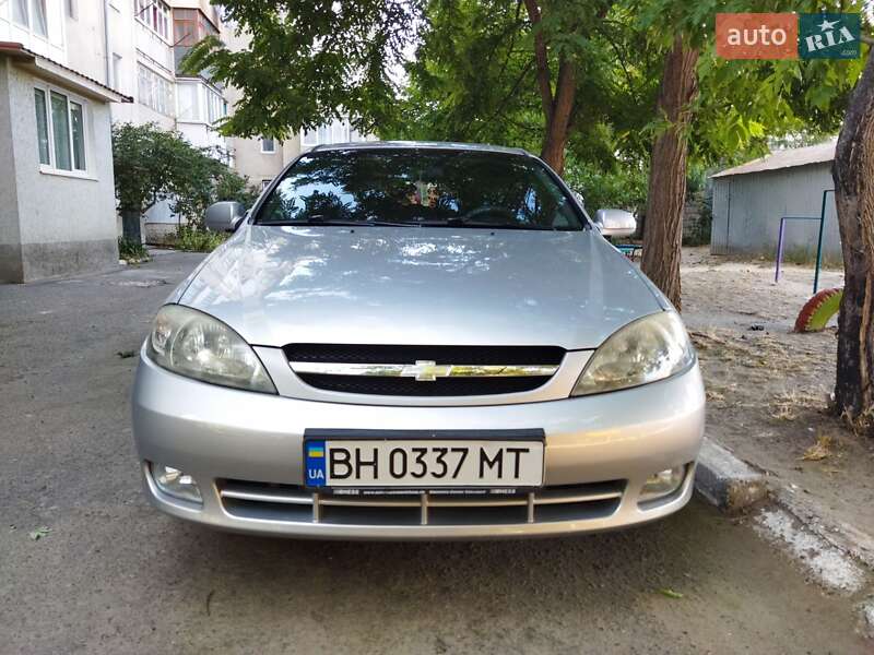 Хэтчбек Chevrolet Lacetti 2005 в Белгороде-Днестровском фото 9 Хэтчбек Chevrolet Lacetti 2005 в Белгороде-Днестровском