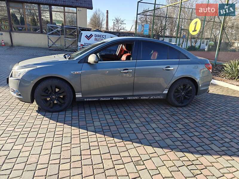 Седан Chevrolet Lacetti 2010 в 