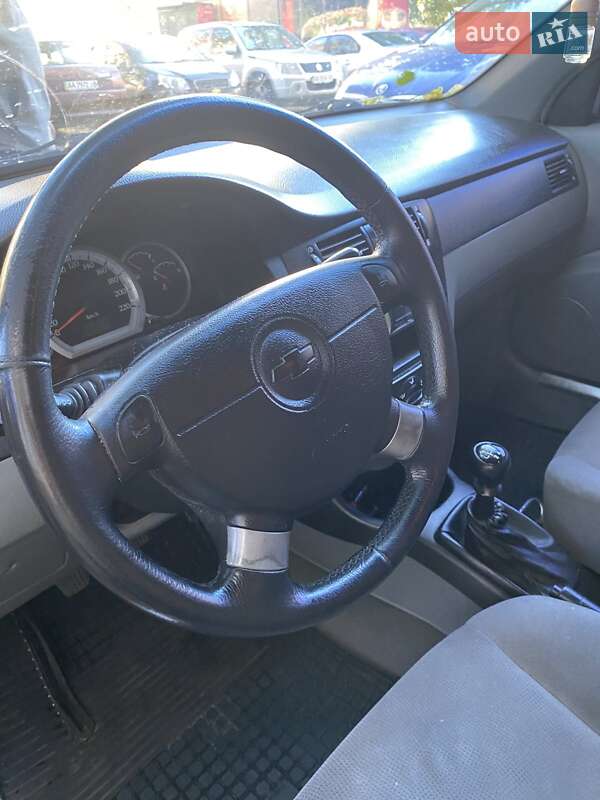 Седан Chevrolet Lacetti 2006 в Киеве