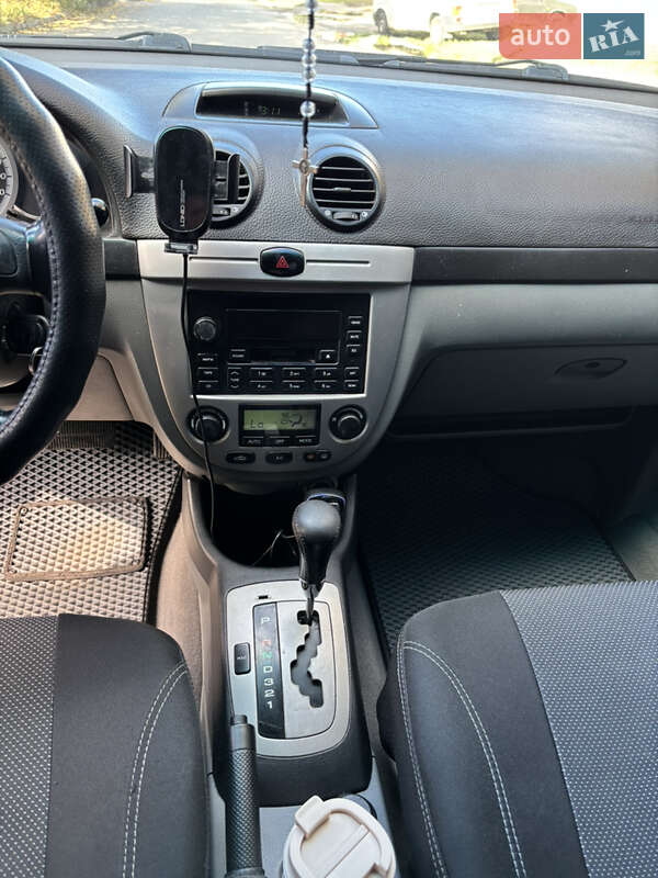 Универсал Chevrolet Lacetti 2005 в Киеве фото 20 Универсал Chevrolet Lacetti 2005 в Киеве