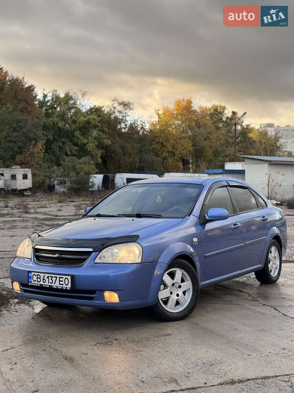Седан Chevrolet Lacetti 2005 в Чернігові
