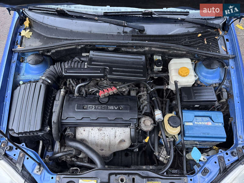 Седан Chevrolet Lacetti 2005 в Чернігові