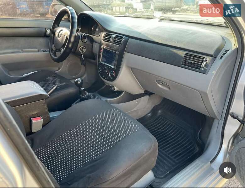Седан Chevrolet Lacetti 2006 в Изюме фото 5 Седан Chevrolet Lacetti 2006 в Изюме