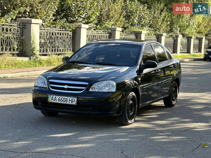 Седан Chevrolet Lacetti 2008 в Умани