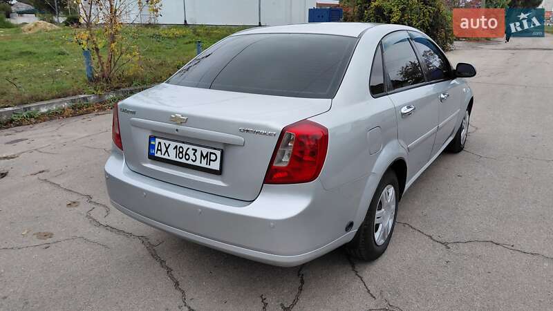 Седан Chevrolet Lacetti 2006 в Харькове
