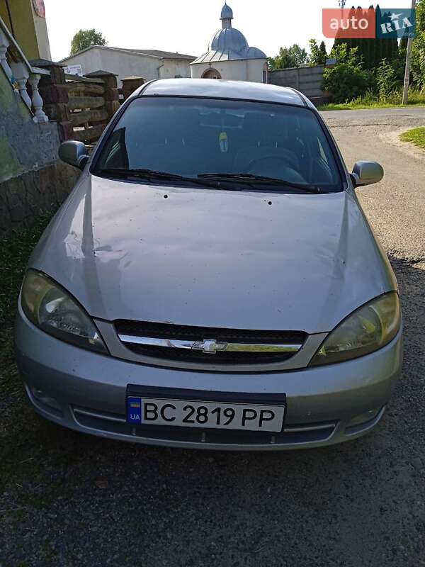 Хетчбек Chevrolet Lacetti 2005 в Львові фото 4 Хетчбек Chevrolet Lacetti 2005 в Львові