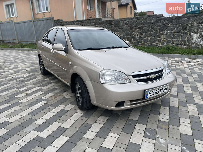 Седан Chevrolet Lacetti 2010 в Хмельницькому