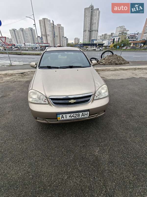 Седан Chevrolet Lacetti 2005 в Києві