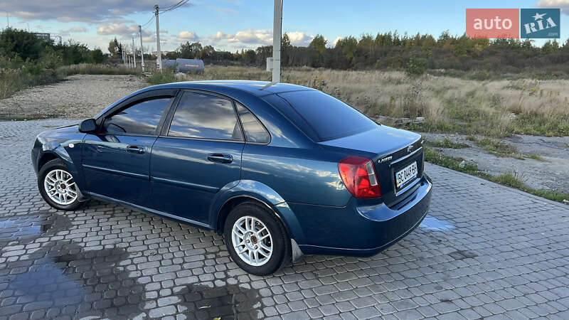 Седан Chevrolet Lacetti 2007 в Львове