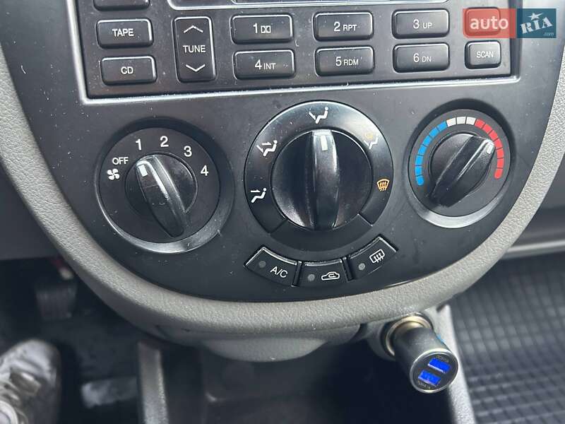 Хетчбек Chevrolet Lacetti 2005 в Києві