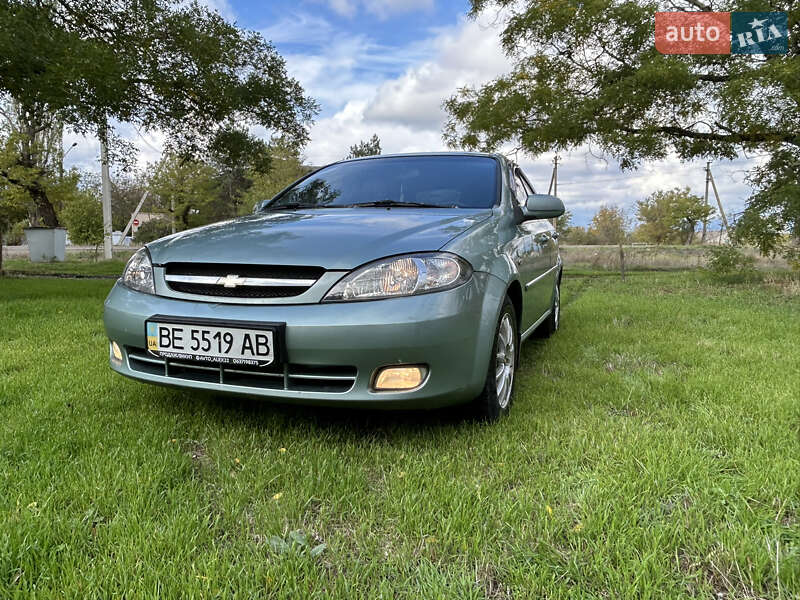 Хетчбек Chevrolet Lacetti 2006 в Миколаєві