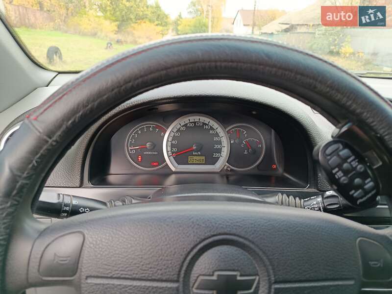 Хэтчбек Chevrolet Lacetti 2005 в Харькове