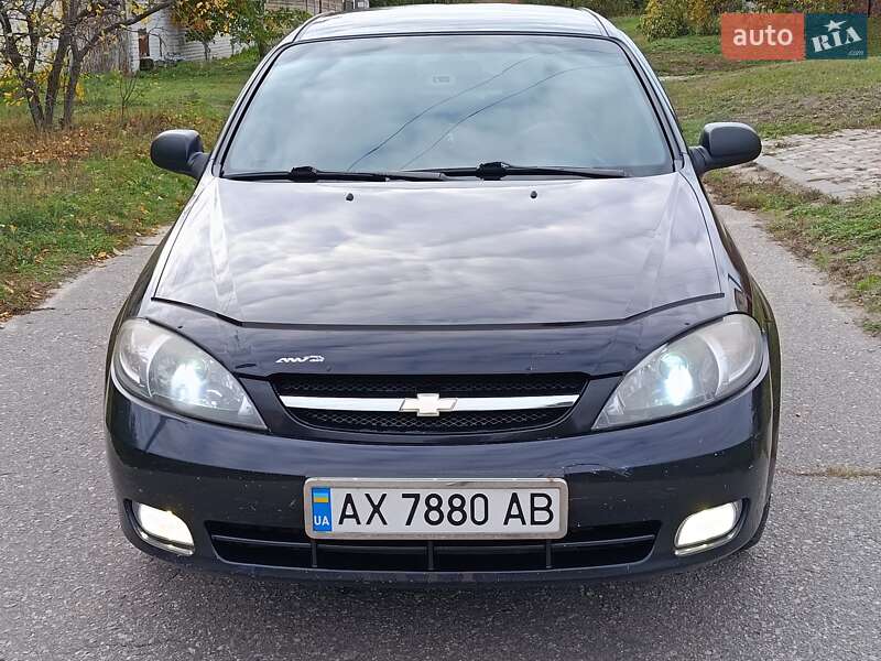 Хэтчбек Chevrolet Lacetti 2005 в Харькове