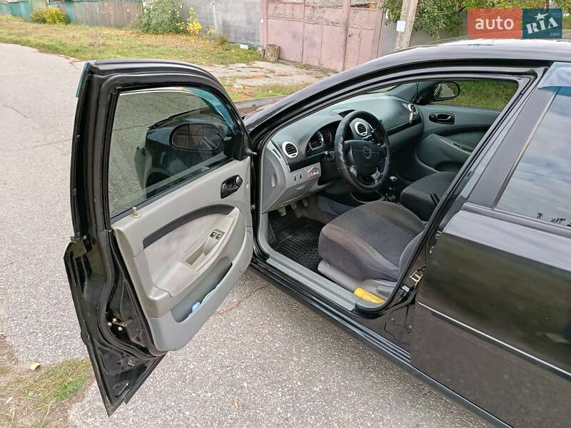 Хэтчбек Chevrolet Lacetti 2005 в Харькове