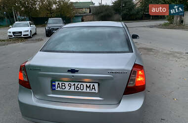 Седан Chevrolet Lacetti 2006 в  фото 4 Седан Chevrolet Lacetti 2006 в