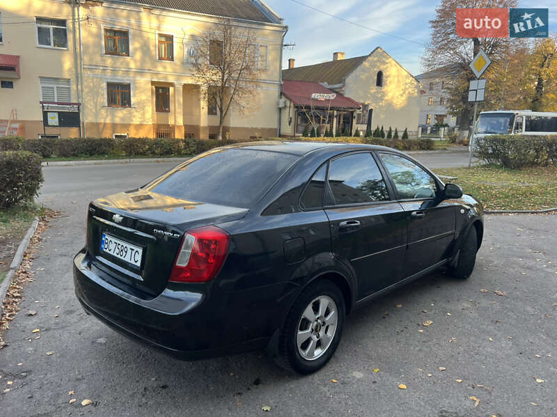 Седан Chevrolet Lacetti 2009 в Жовкве
