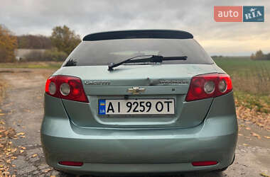 Хетчбек Chevrolet Lacetti 2007 в  фото 6 Хетчбек Chevrolet Lacetti 2007 в