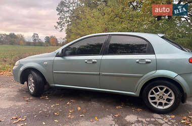 Хетчбек Chevrolet Lacetti 2007 в  фото 7 Хетчбек Chevrolet Lacetti 2007 в
