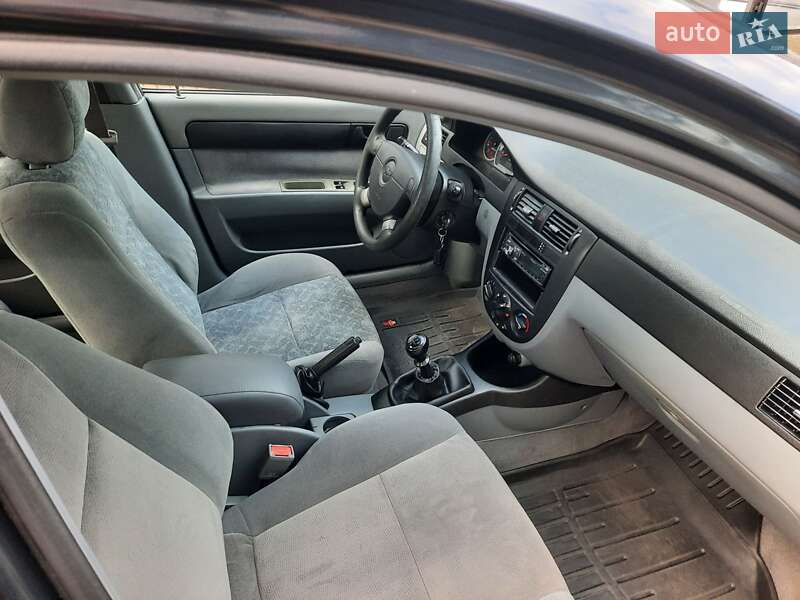 Седан Chevrolet Lacetti 2008 в Хмельницькому