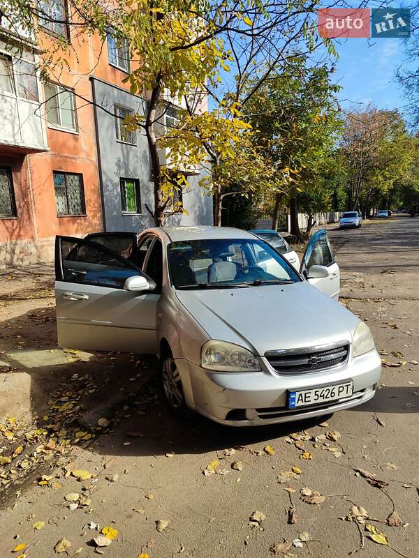 Седан Chevrolet Lacetti 2005 в Дніпрі