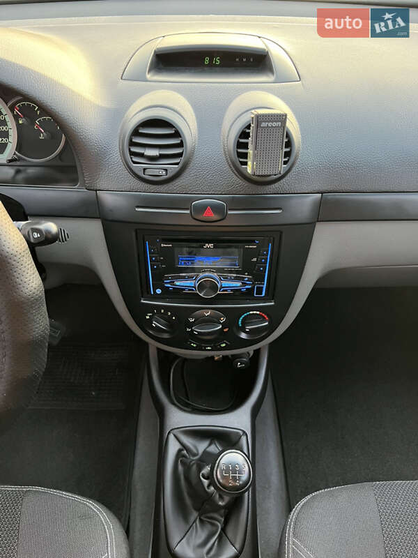 Хэтчбек Chevrolet Lacetti 2010 в Павлограде фото 28 Хэтчбек Chevrolet Lacetti 2010 в Павлограде