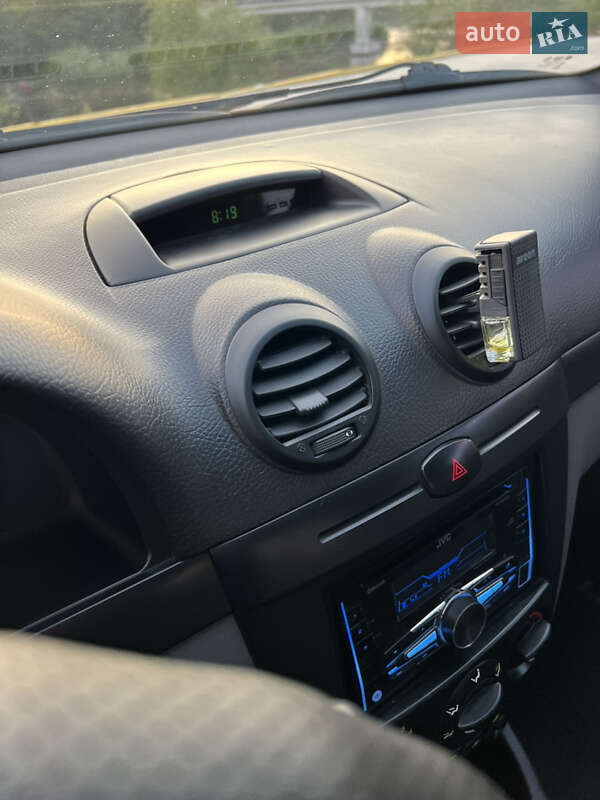 Хэтчбек Chevrolet Lacetti 2010 в Павлограде фото 38 Хэтчбек Chevrolet Lacetti 2010 в Павлограде