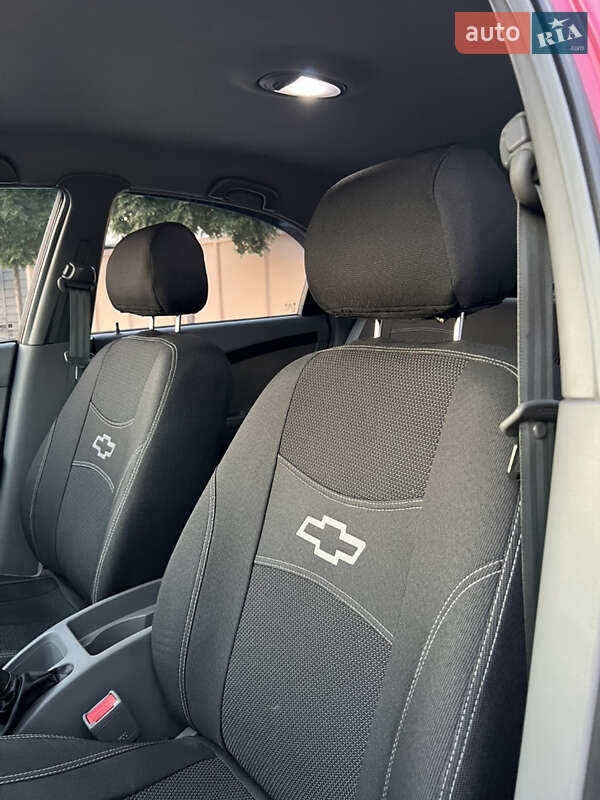 Хэтчбек Chevrolet Lacetti 2010 в Павлограде фото 76 Хэтчбек Chevrolet Lacetti 2010 в Павлограде